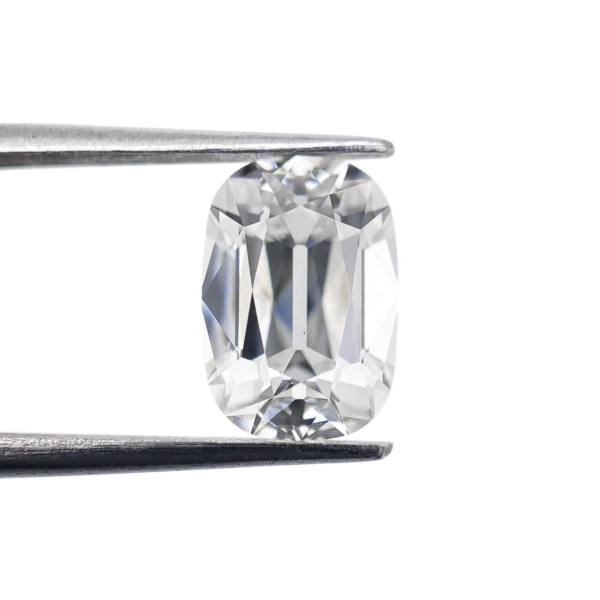 2.16ct | E/VS2 Cushion Old Mine Cut Lab Diamond (IGI)