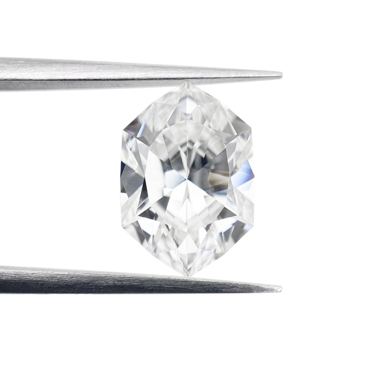 2.83ct | E/VS1 Hexagon Shape Brilliant Cut Lab Diamond (IGI)