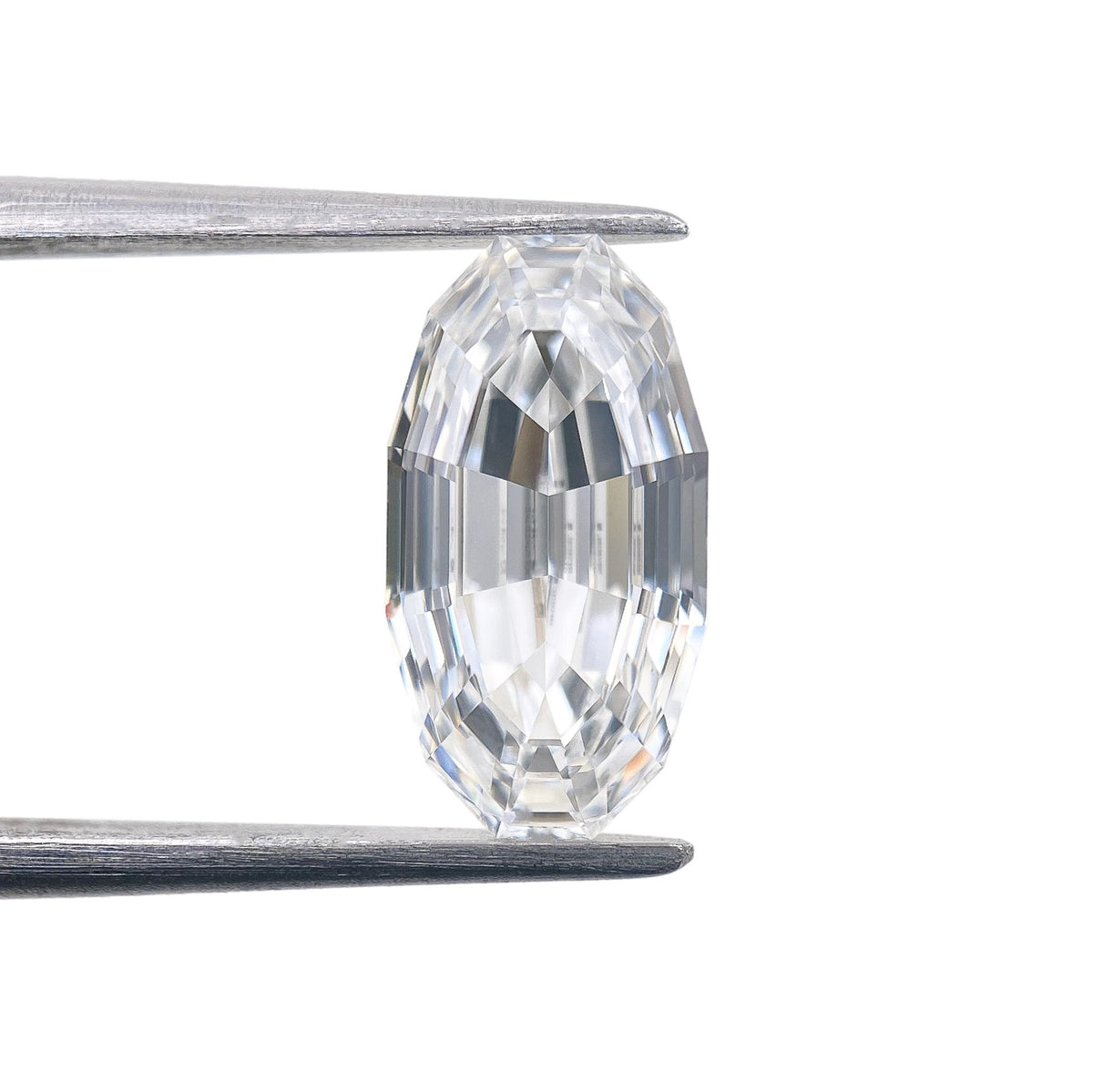 1.87ct | E/VVS2 Oval Shape Step Cut Lab Diamond (IGI)