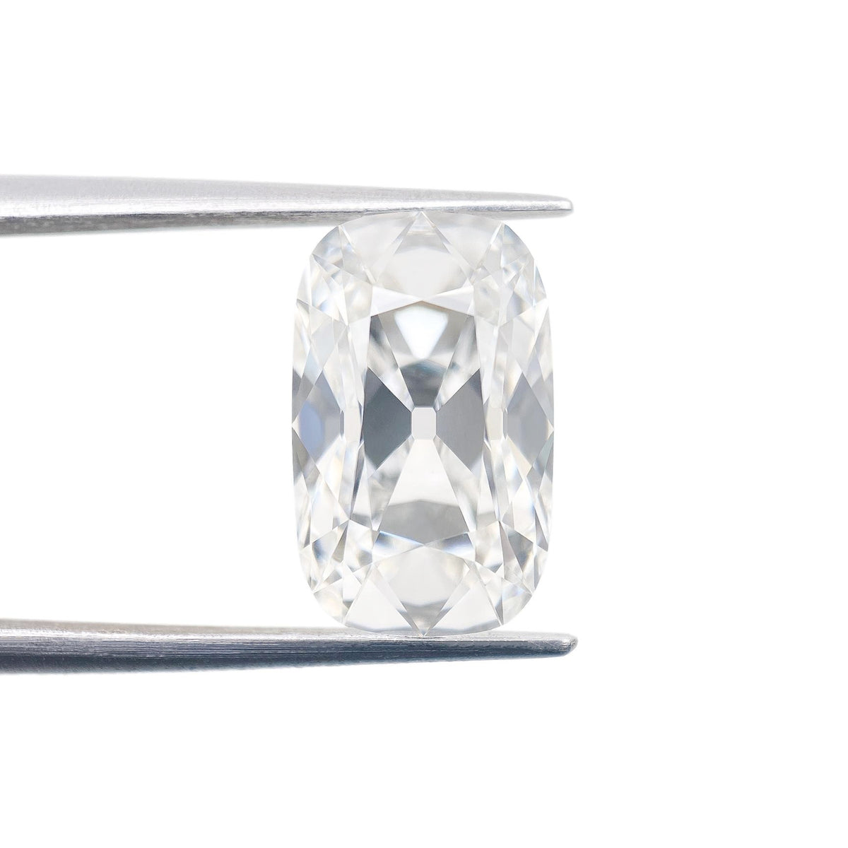 3.66ct | F/VVS2 Antique Cushion Shape Old Mine Cut Lab Diamond (IGI)