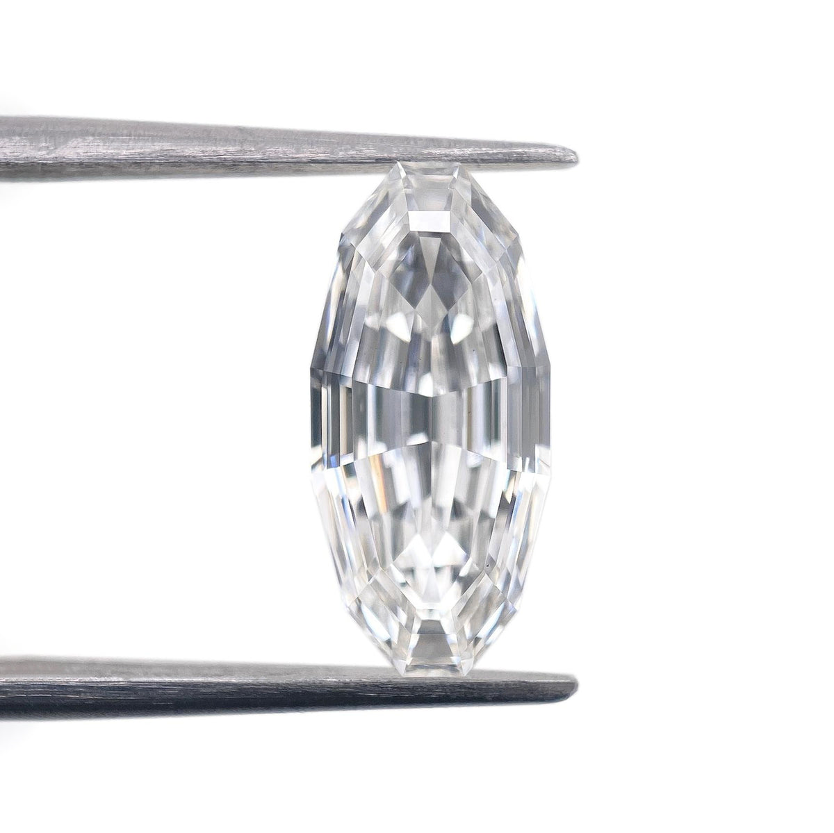 2.21ct | E/VS1 Oval Shape Step Cut Lab Diamond (IGI)