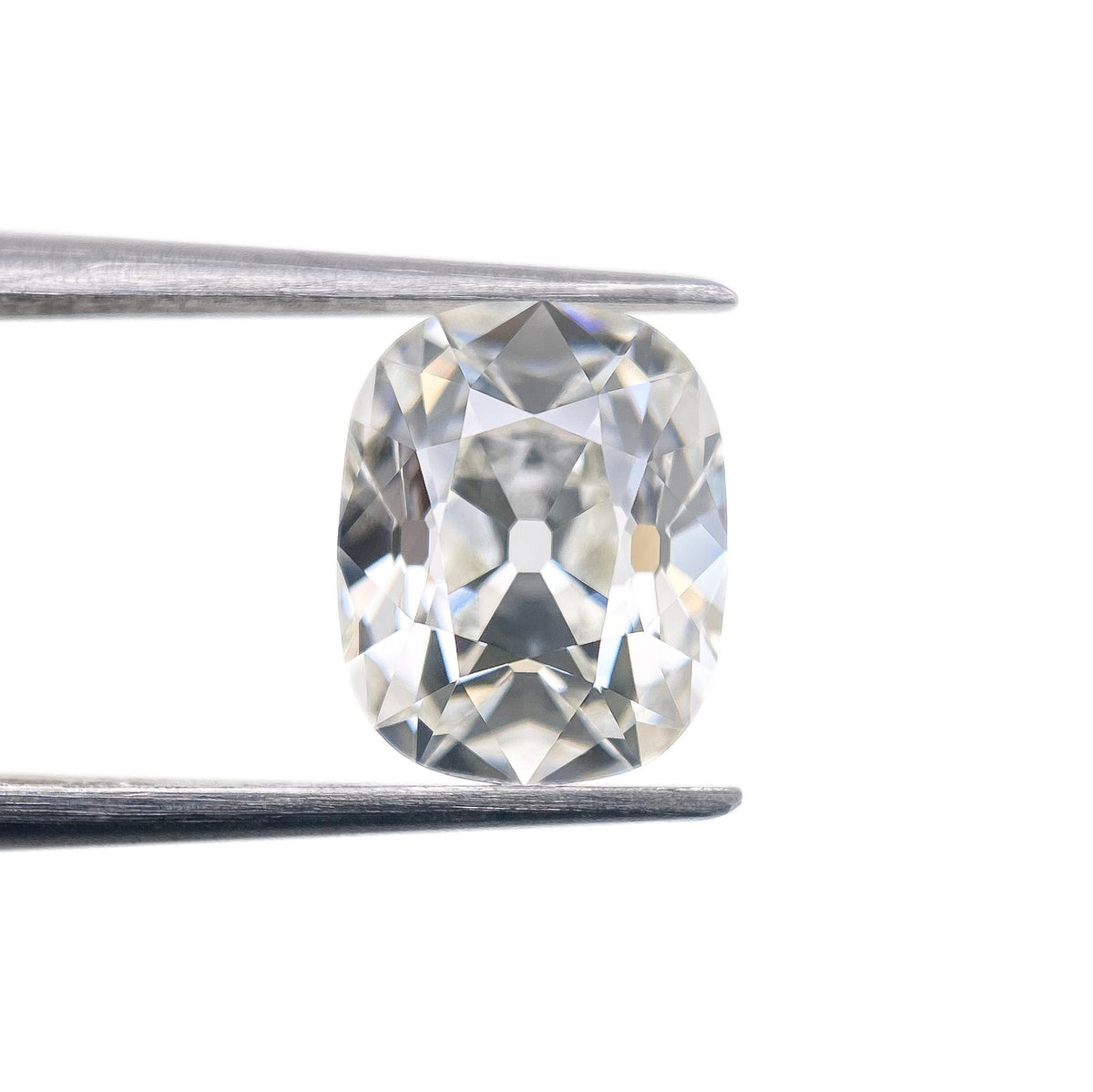 2.49ct | G/VS1 Cushion Shape Old Mine Cut Lab Diamond (IGI)