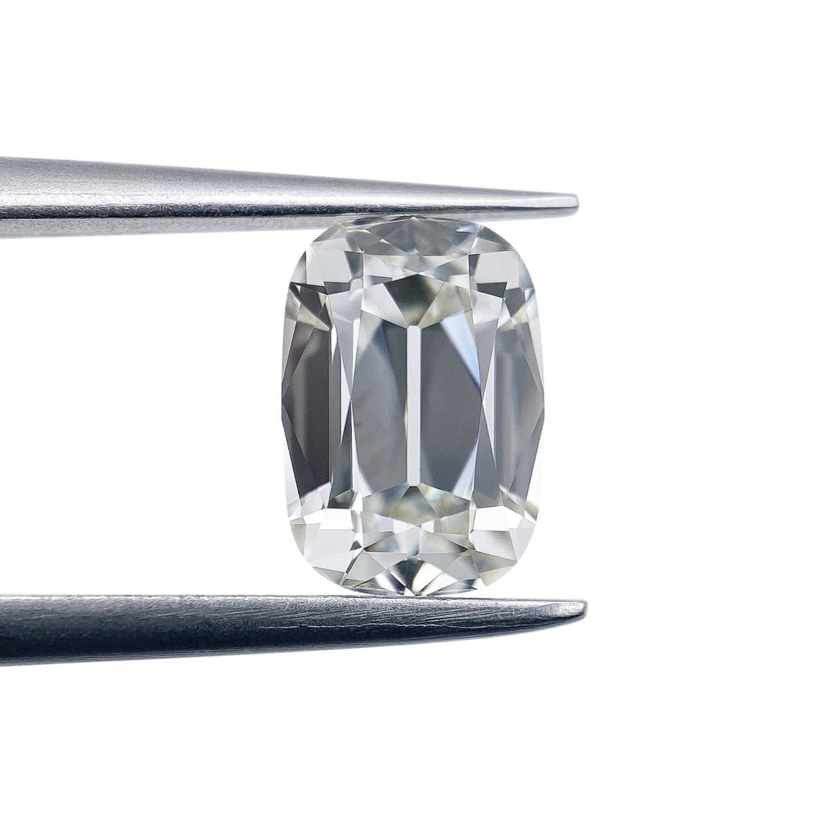 1.36ct | J/VS2 Cushion Shape Old Mine Cut Lab Diamond (IGI)