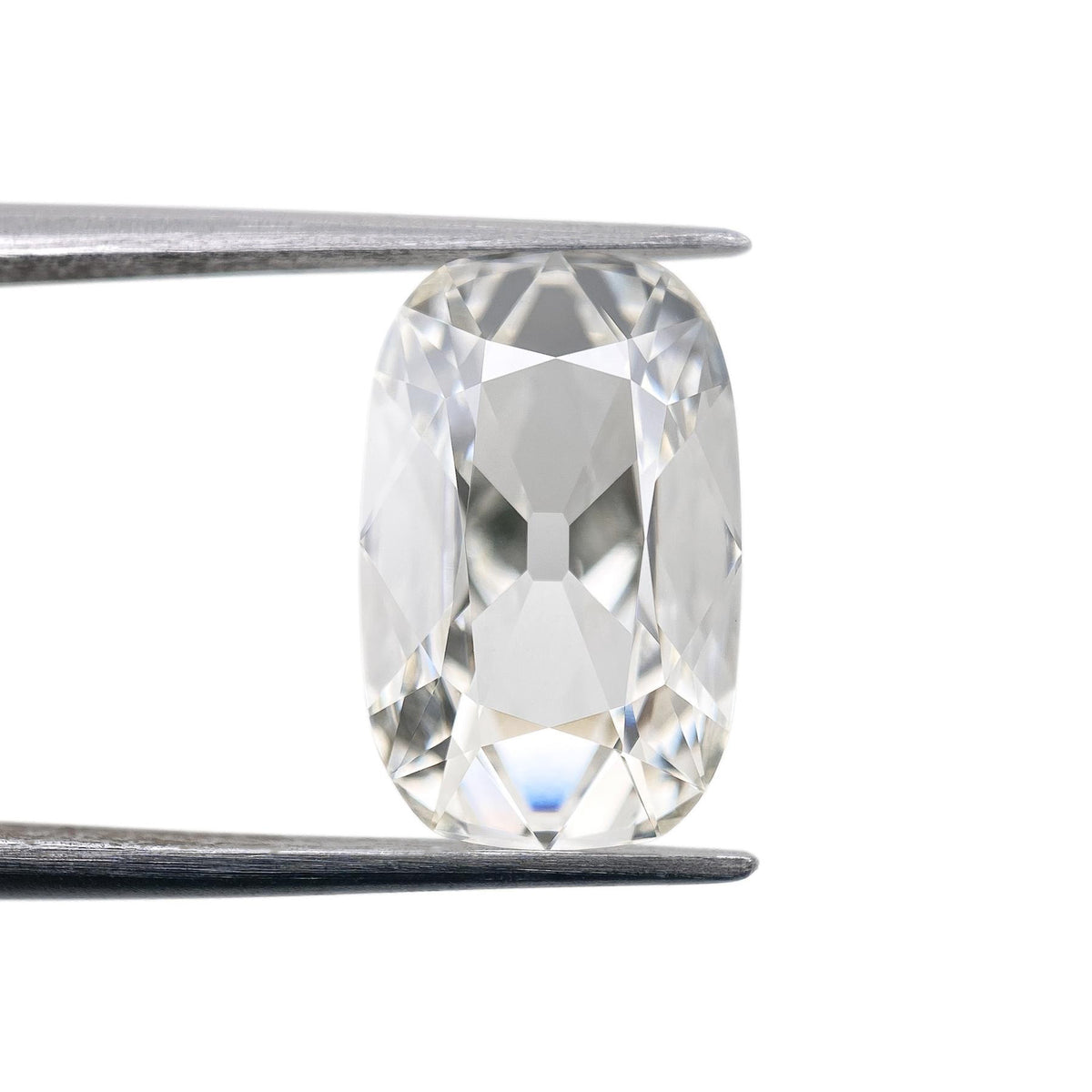 3.56ct | H/VVS2 Cushion Shape Old Mine Cut Lab Diamond (IGI)