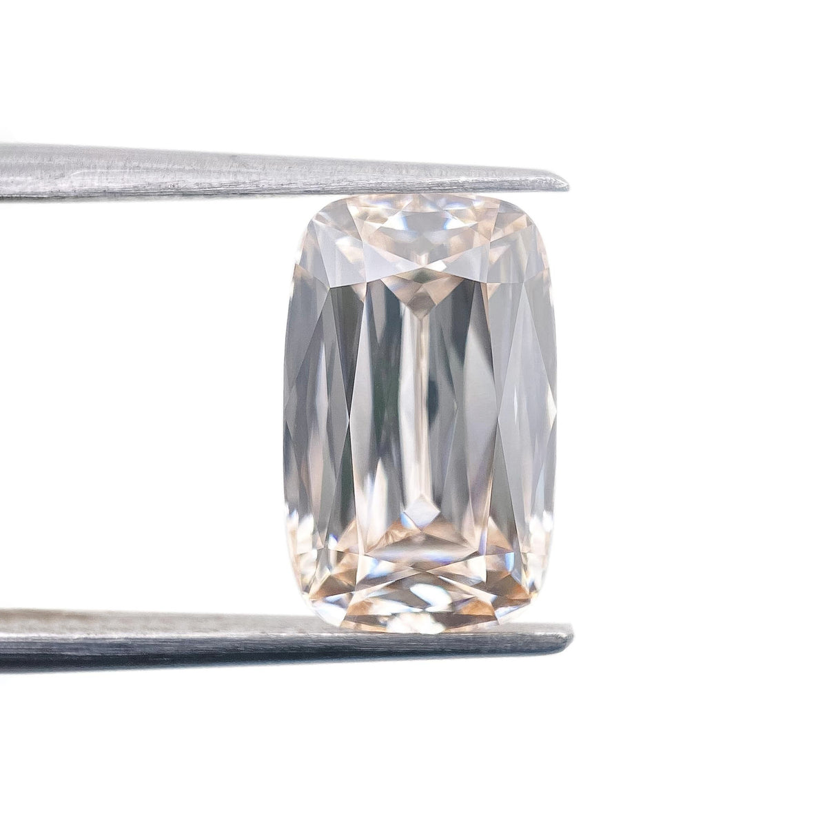 3.02ct | L/VS1 Cushion Shape Lattice Cut Lab Diamond (IGI)