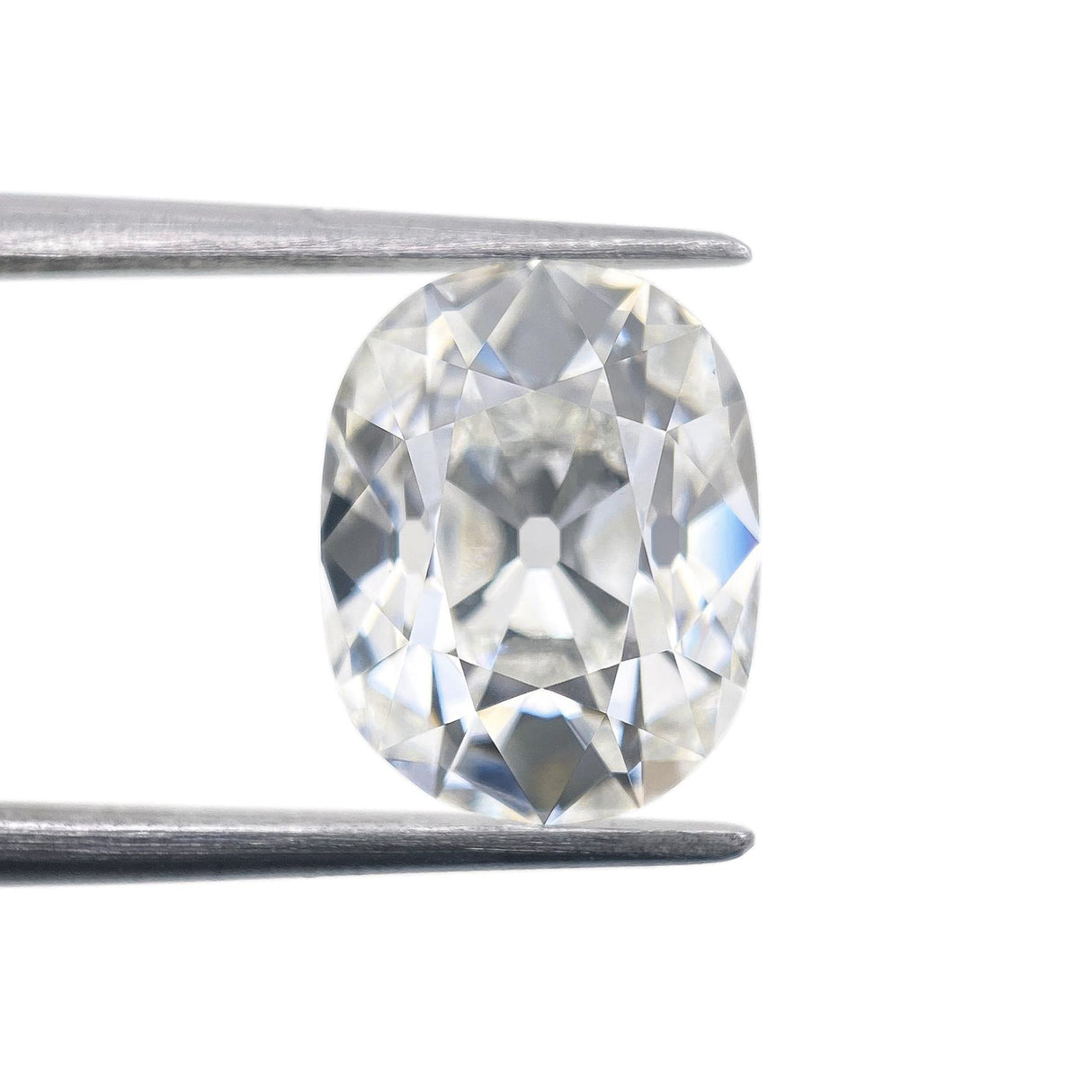 3.35ct | E/VS1 Cushion Shape Old Mine Cut Lab Diamond (IGI)
