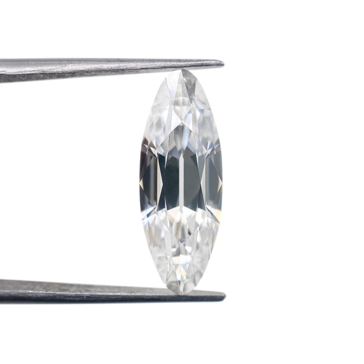 3.65ct | F/VVS2 Oval Shape Old Mine Cut Lab Diamond (IGI)