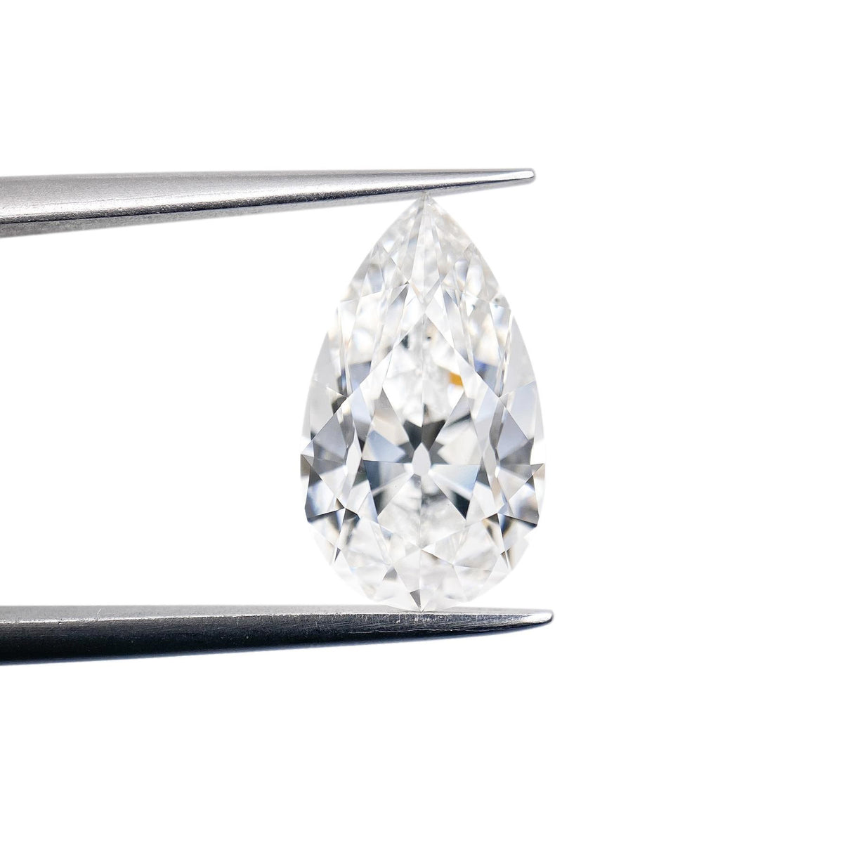 3.80ct | E/VS2 Pear Shape Old Mine Cut Lab Diamond (IGI)