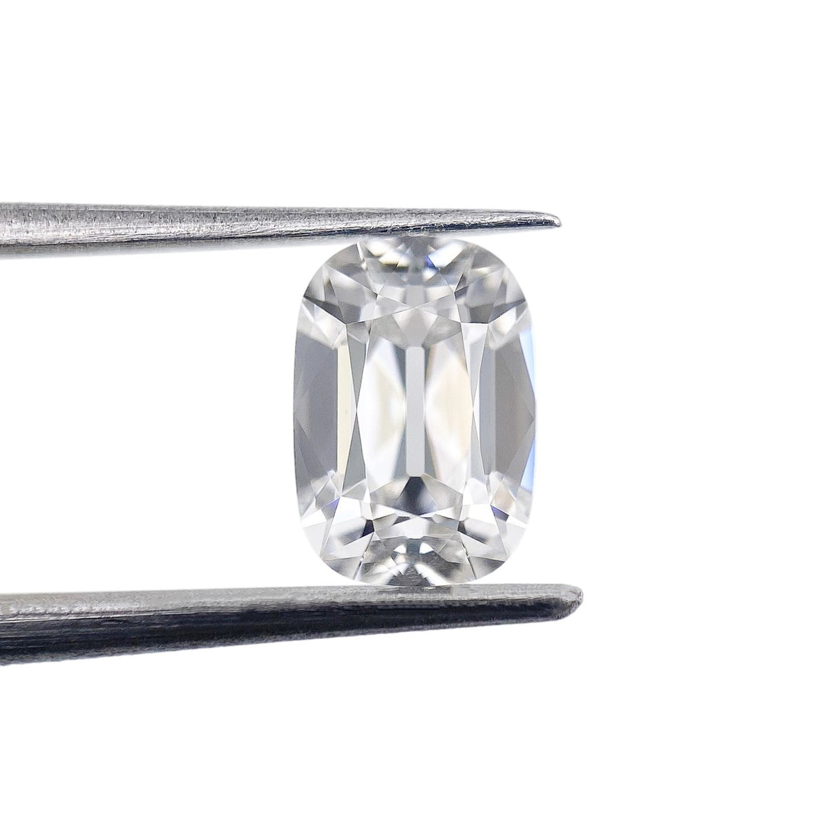 1.26ct | E/VS1 Cushion Shape Old Mine Cut Lab Diamond (IGI)