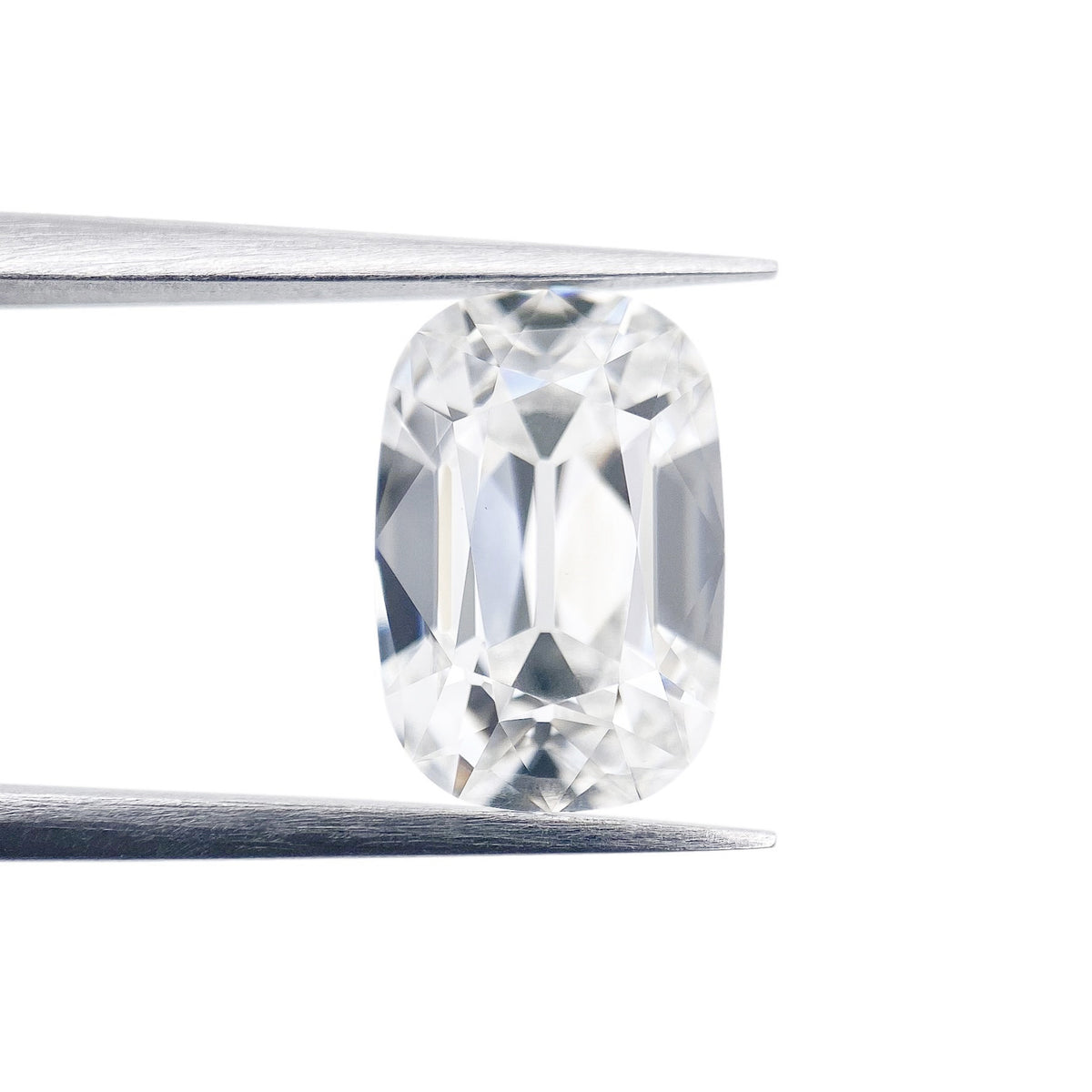 3.40ct | E/VS1 Cushion Shape Old Mine Cut Lab Diamond (IGI)