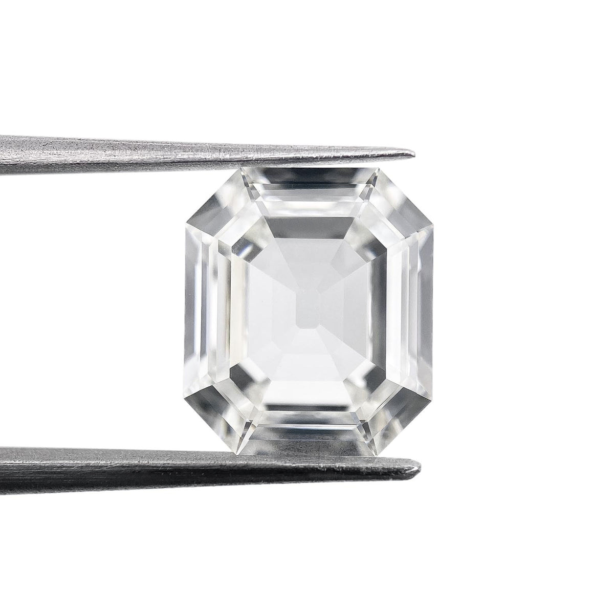4.25ct | F/VVS2 Antique Octagon Shape Step Cut Lab Diamond (IGI)