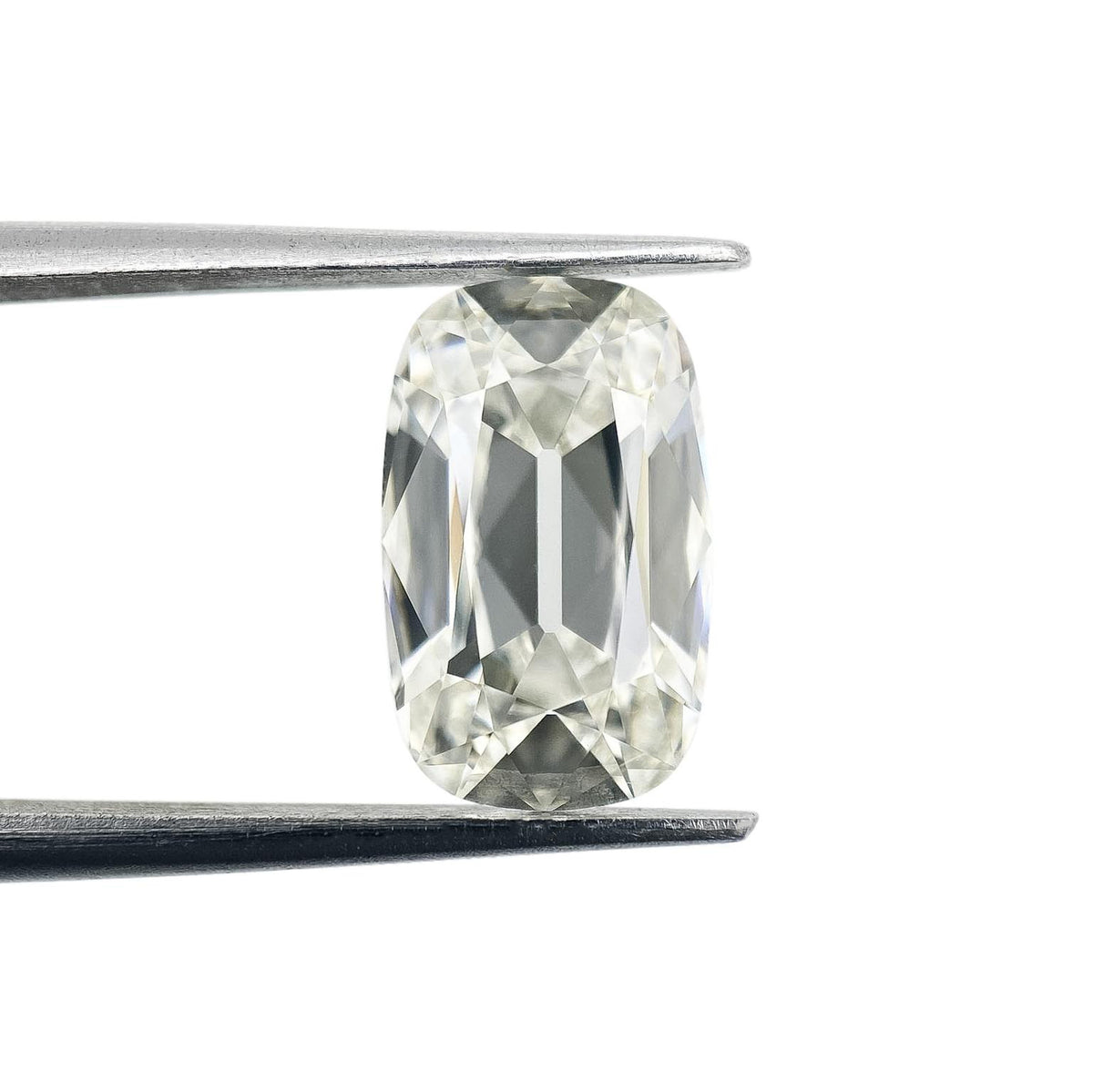 3.02ct | G/VVS2 Cushion Shape Old Mine Cut Lab Diamond (IGI)