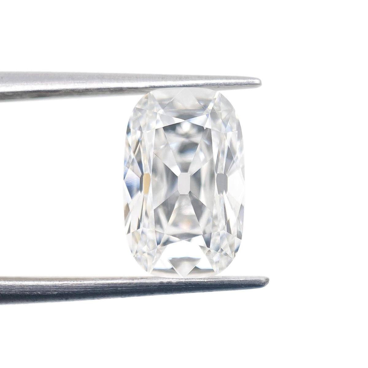 2.66ct | E/VS1 Antique Cushion Shape Old Mine Cut Lab Diamond (IGI)