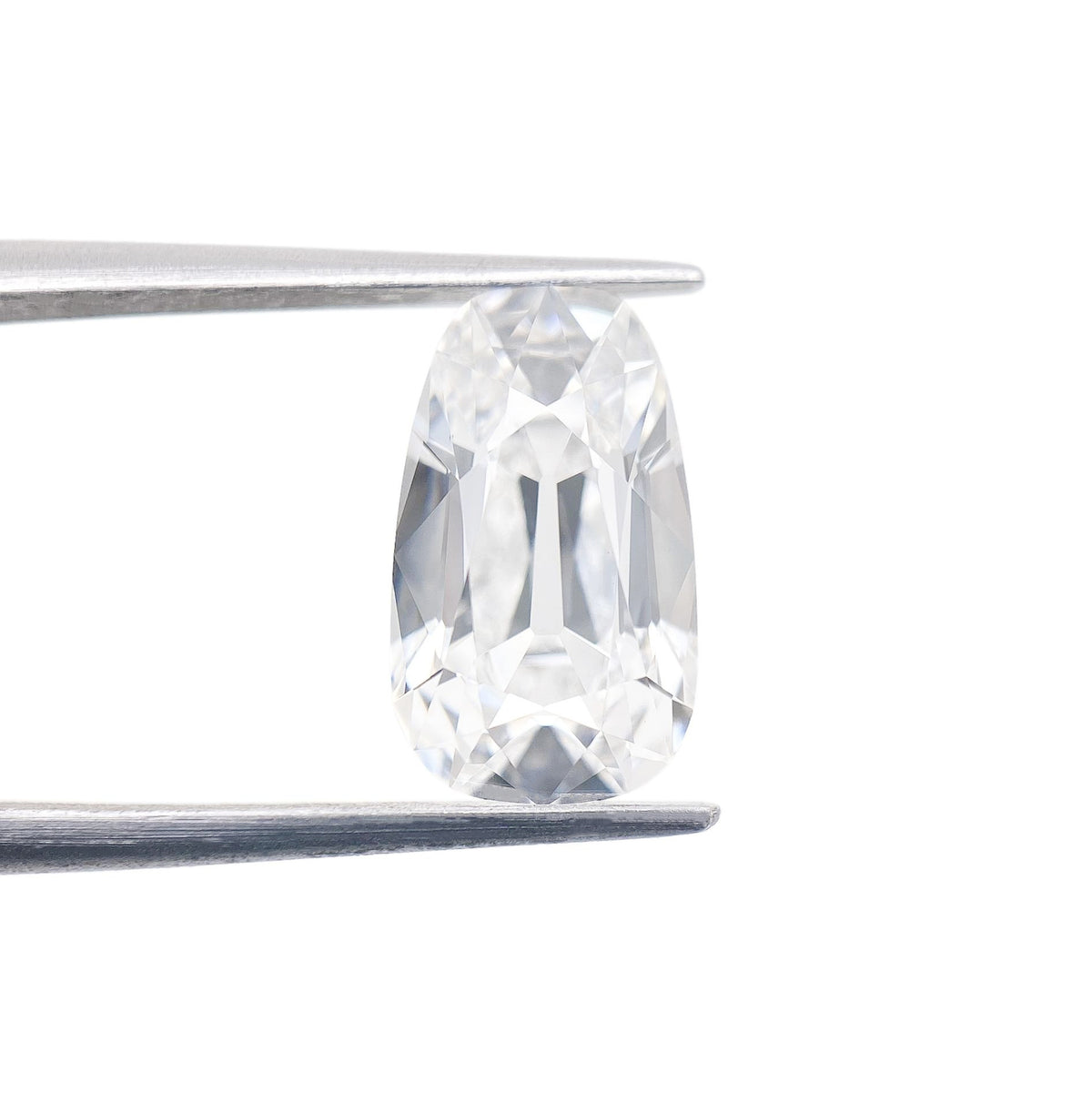 2.27ct | E/VS1 Cushion Shape Old Mine Cut Lab Diamond (IGI)