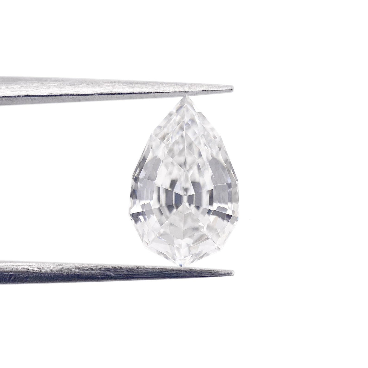 2.28ct | D/VVS2 Pear Shape Step Cut Lab Diamond (IGI)