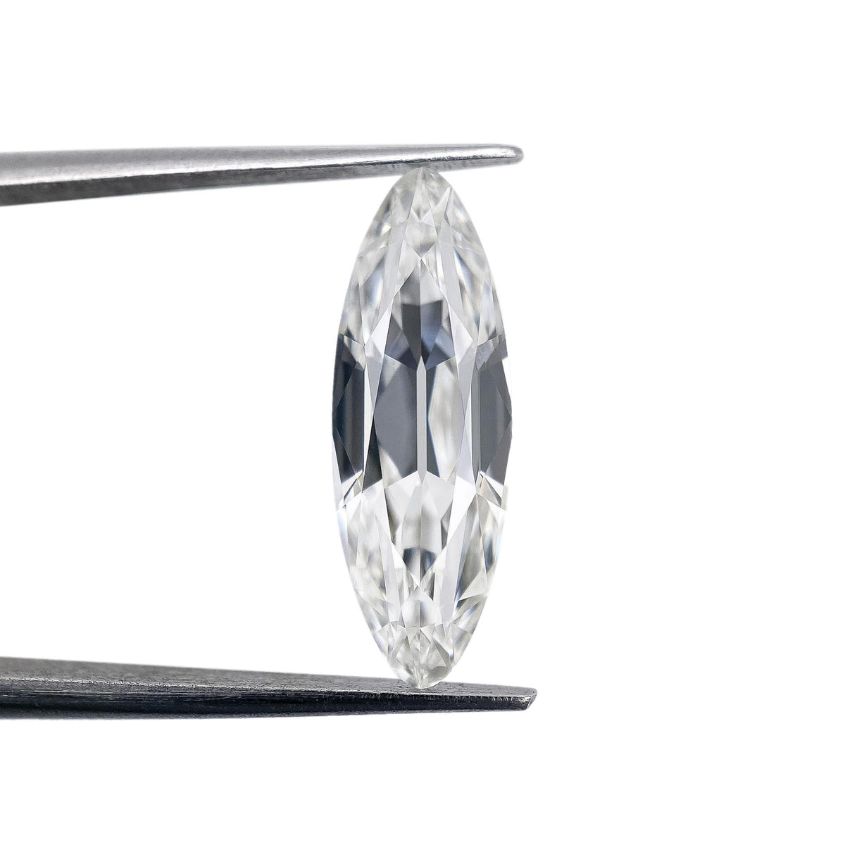 3.29ct | F/VVS2 Oval Shape Old Mine Cut Lab Diamond (IGI)
