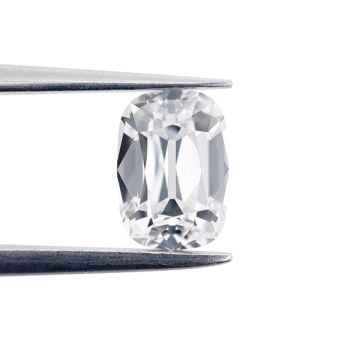 1.31ct | E/VVS2 Cushion Shape Old Mine Cut Lab Diamond (IGI)