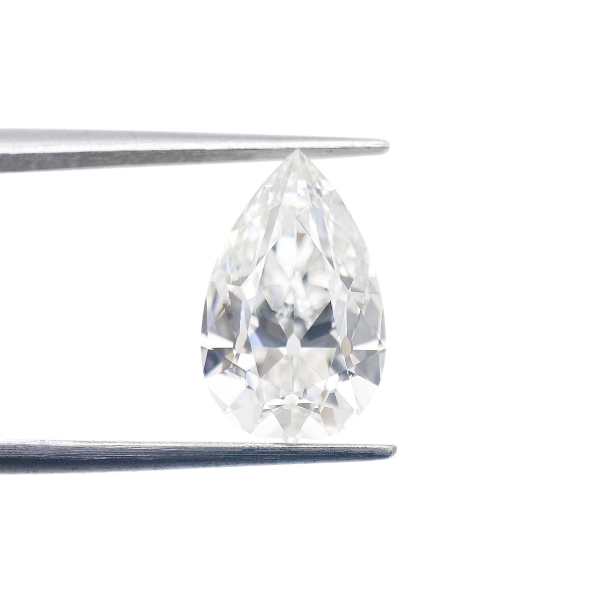 3.01ct | F/VVS2 Pear Shape Old Mine Cut Lab Diamond (IGI)