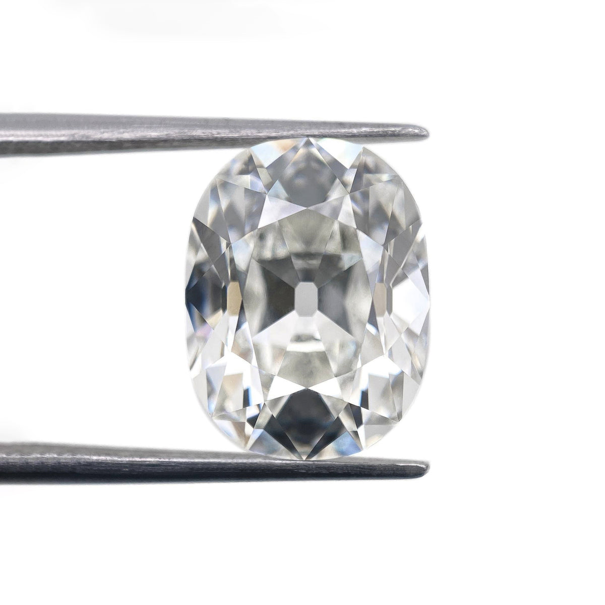 6.20ct | F/VVS2 Cushion Shape Old Mine Cut Lab Diamond (IGI)