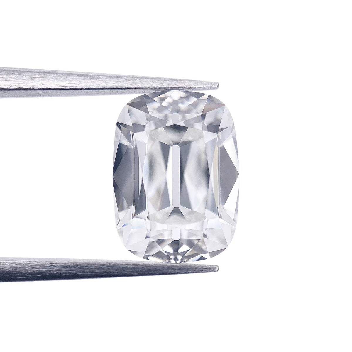2.61ct | F/VS1 Cushion Shape Old Mine Cut Lab Diamond (IGI)