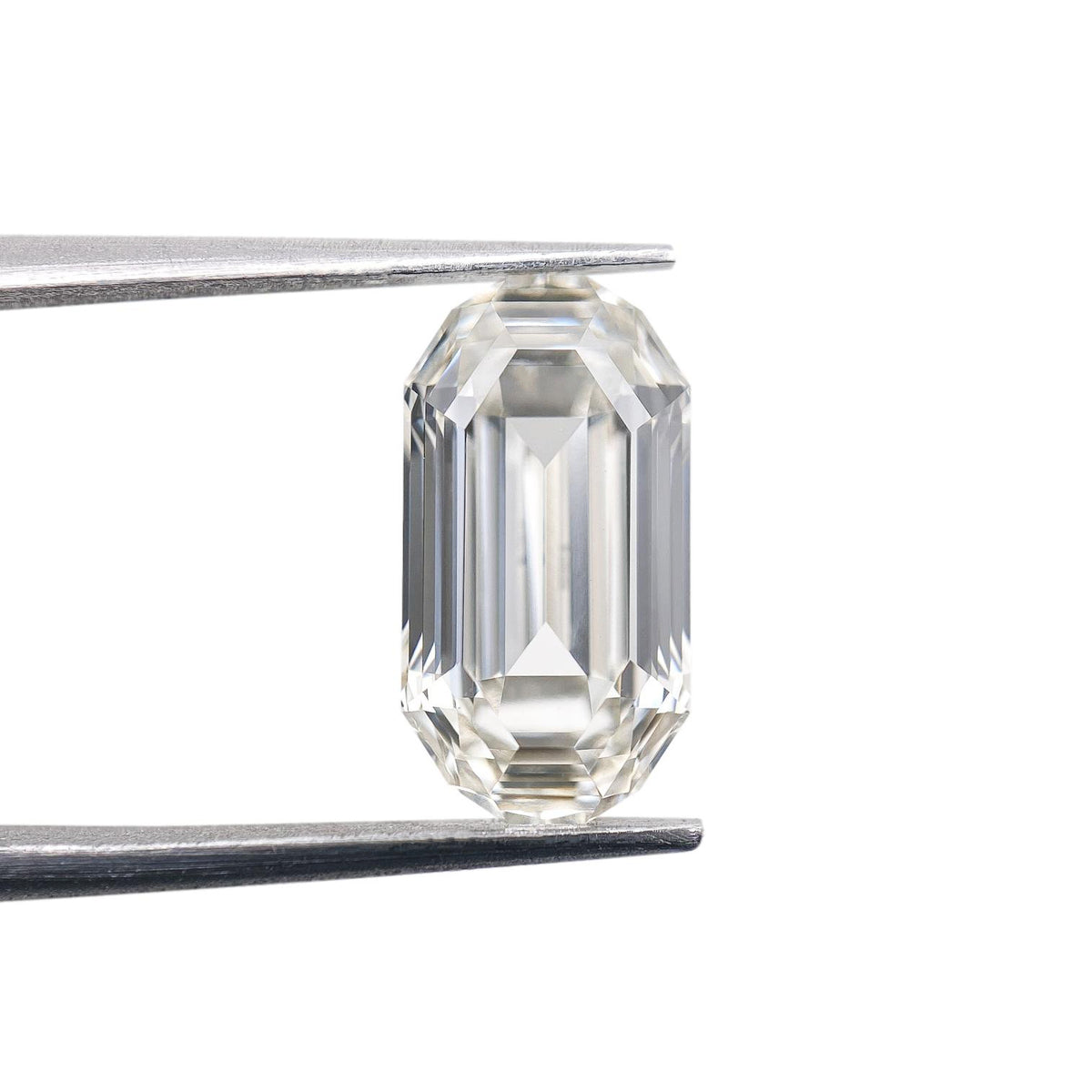 2.71ct | I/VVS2 Octagon Shape Step Cut Lab Diamond (IGI)