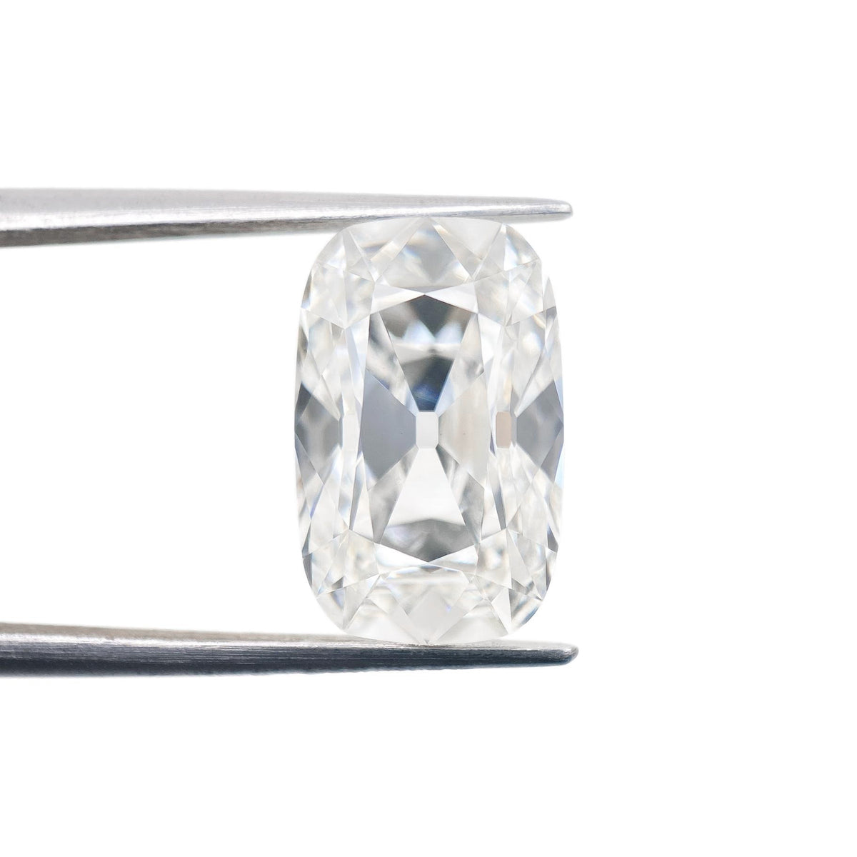 4.68ct | F/VS1 Antique Cushion Shape Old Mine Cut Lab Diamond (IGI)