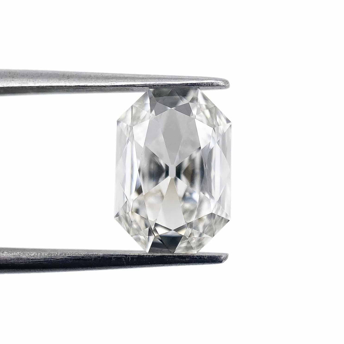 1.86ct | F/VVS2 Octagon Shape Old Mine Cut Lab Diamond (IGI)