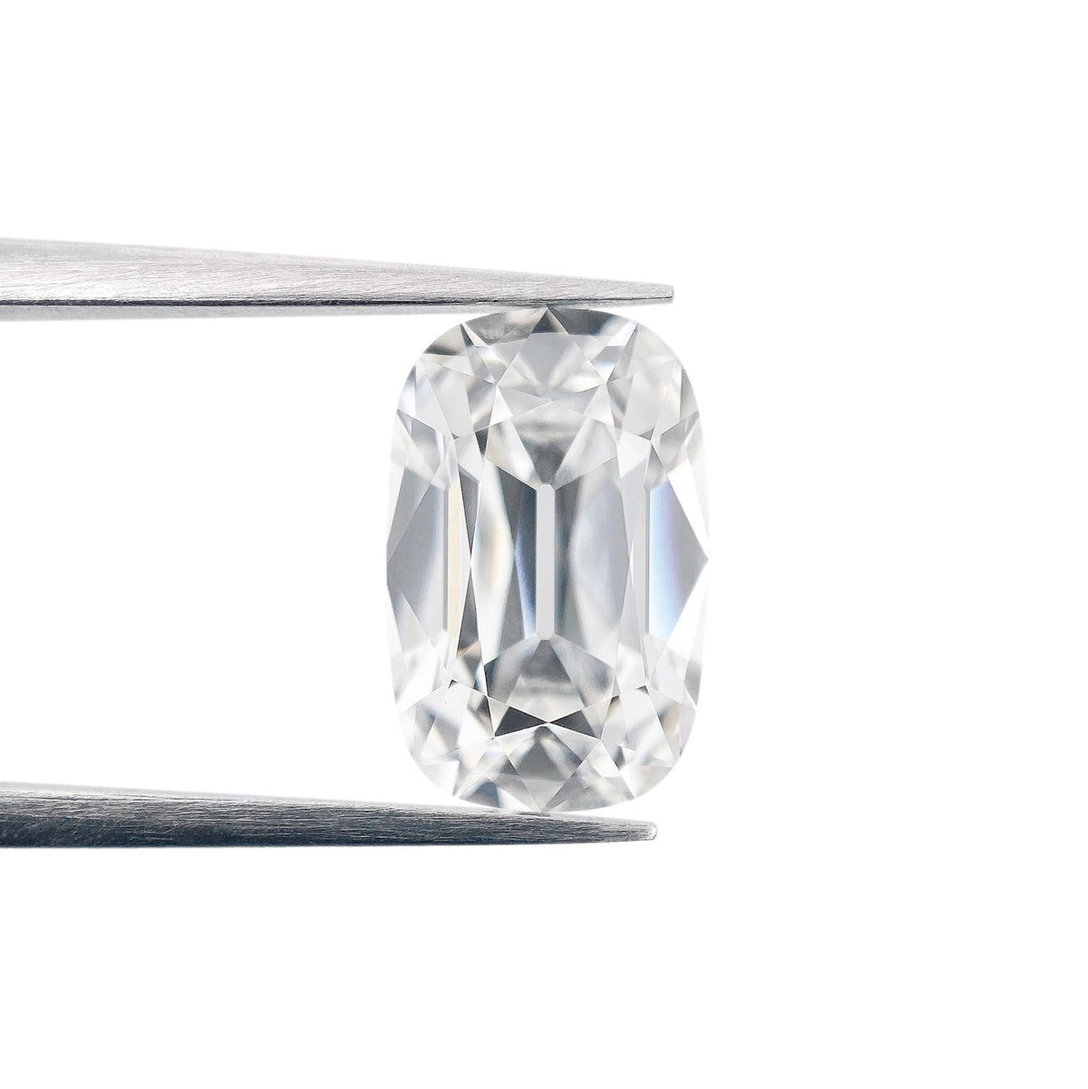 2.71ct | E/VVS2 Cushion Shape Old Mine Cut Lab Diamond (IGI)