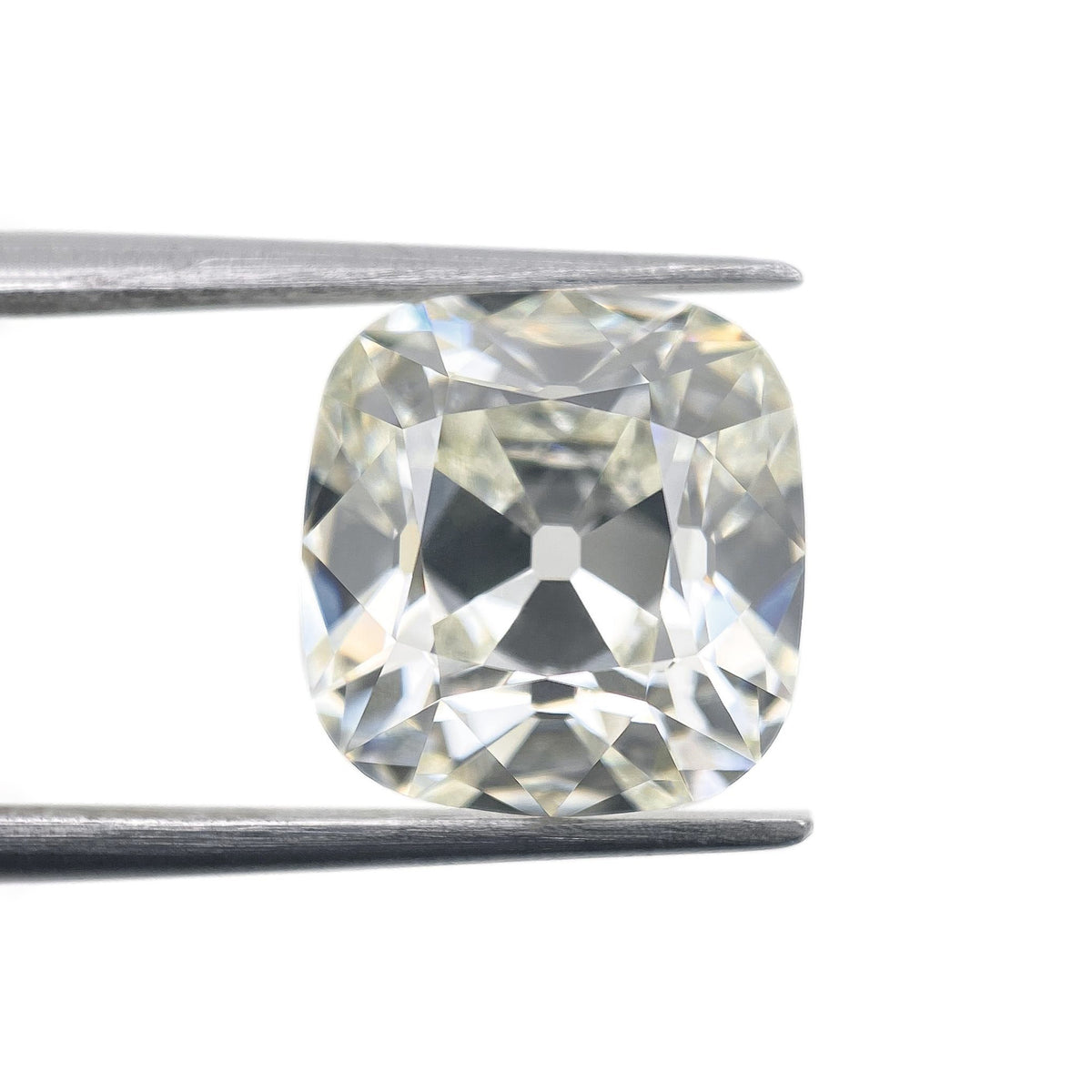 5.23ct | H/VVS2 Cushion Shape Old Mine Cut Lab Diamond (IGI)