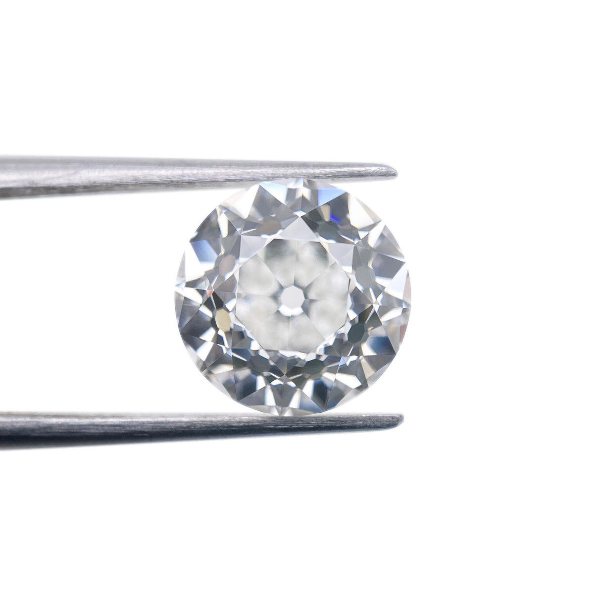 3.38ct | E/VVS2 Round Shape Old European Cut Lab Diamond (IGI)