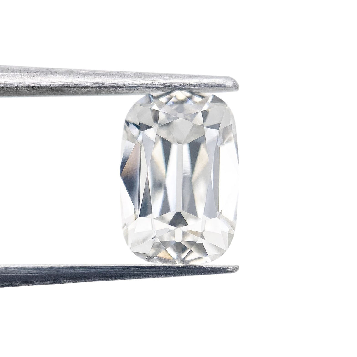 1.93ct | F/VVS2 Cushion Shape Old Mine Cut Lab Diamond (IGI)