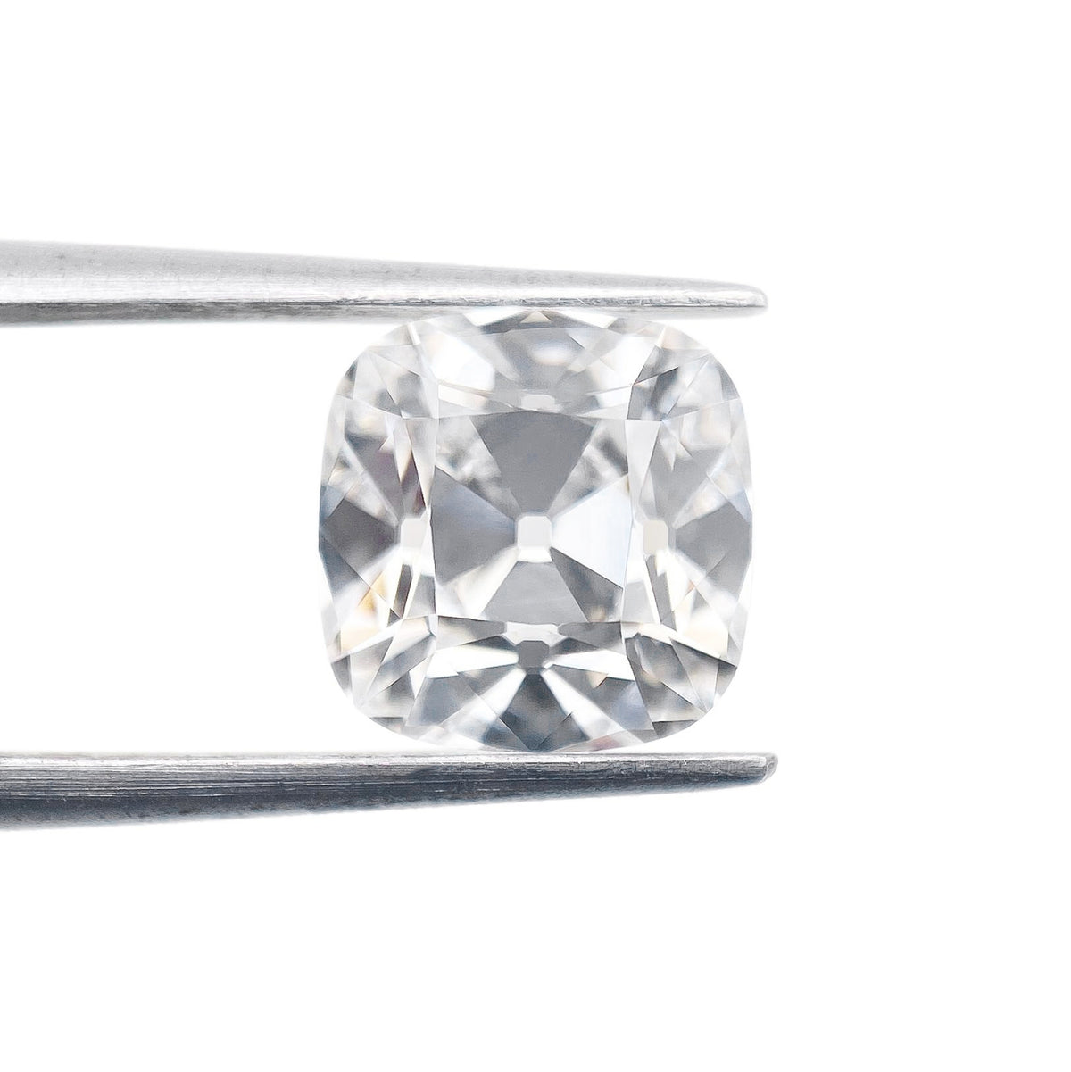 2.54ct | D/VVS2 Cushion Shape Old Mine Cut Lab Diamond (IGI)