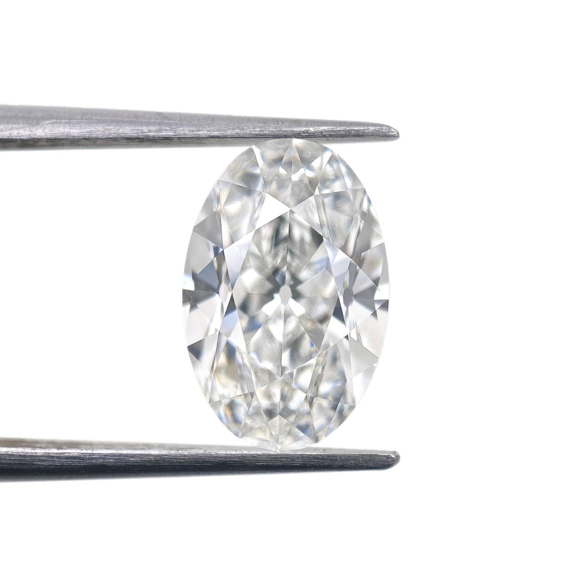 2.51ct | E/VVS2 Oval Shape Old Mine Cut Lab Diamond (IGI)