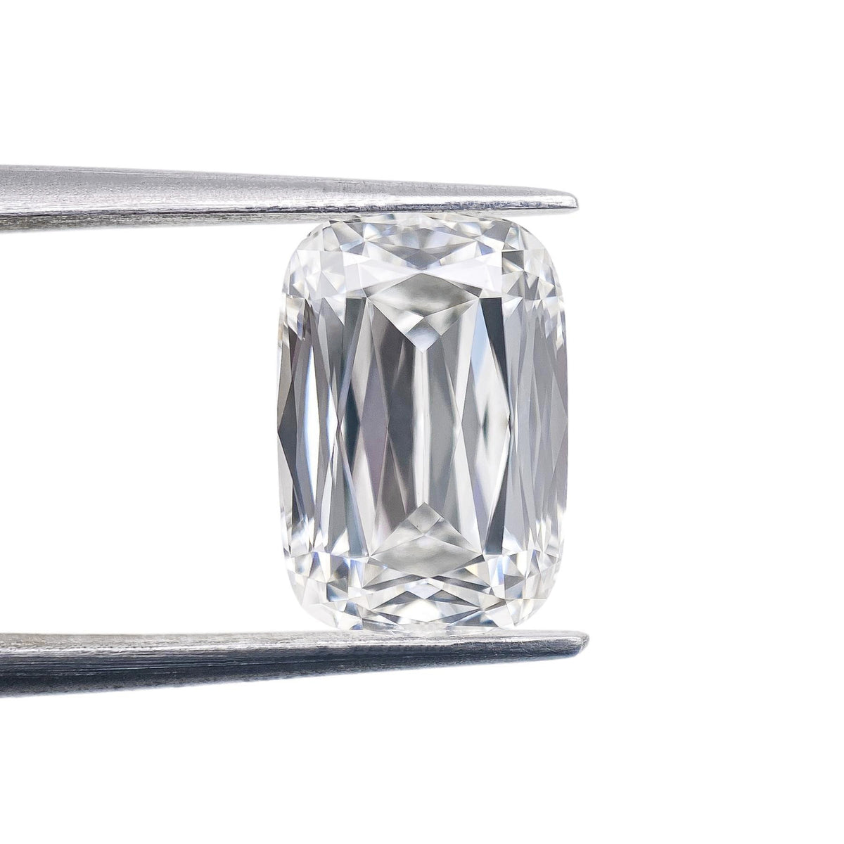 3.15ct | E/VVS2 Cushion Shape Lattice Cut Lab Diamond (IGI)
