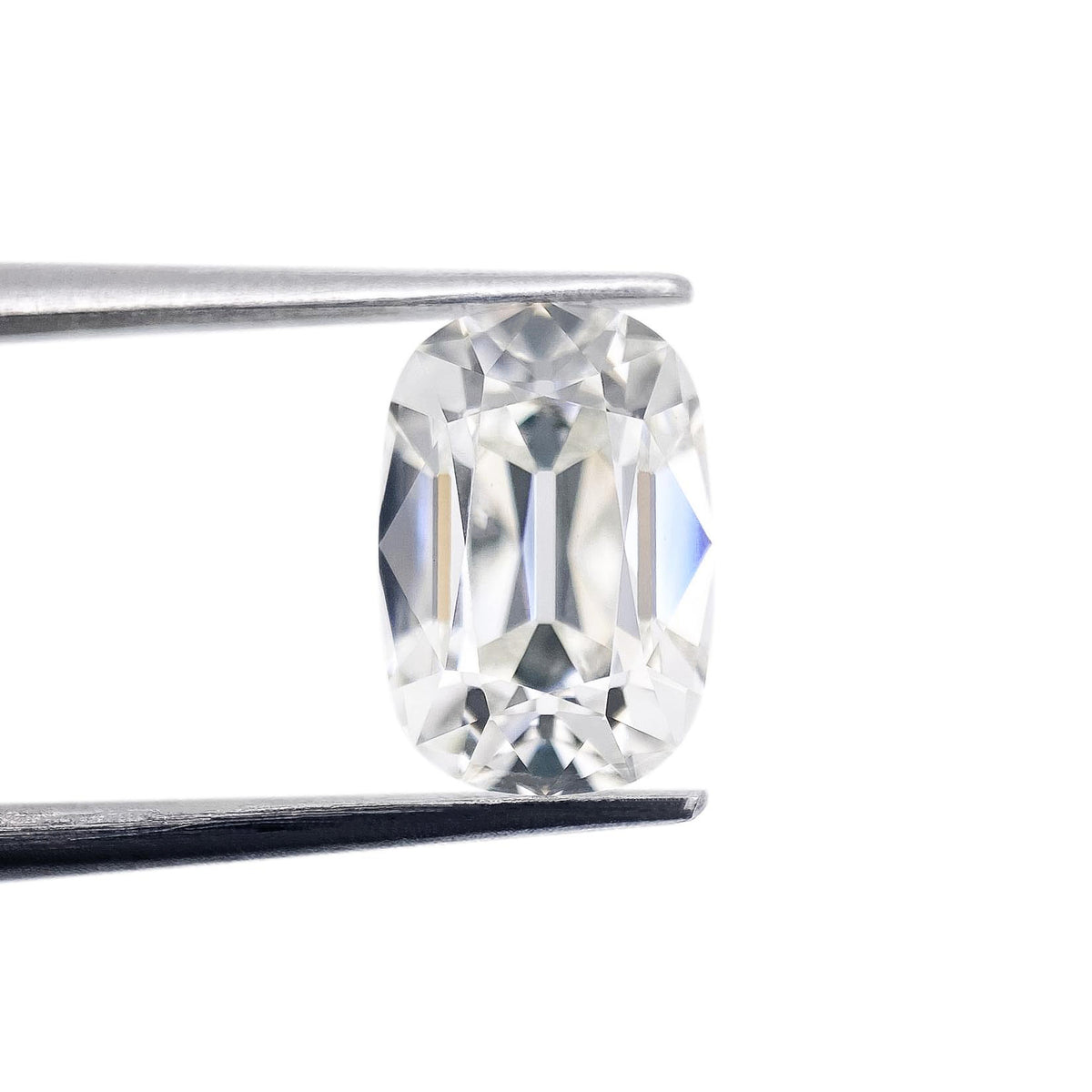 2.30ct | F/VS1 Cushion Shape Old Mine Cut Lab Diamond (IGI)
