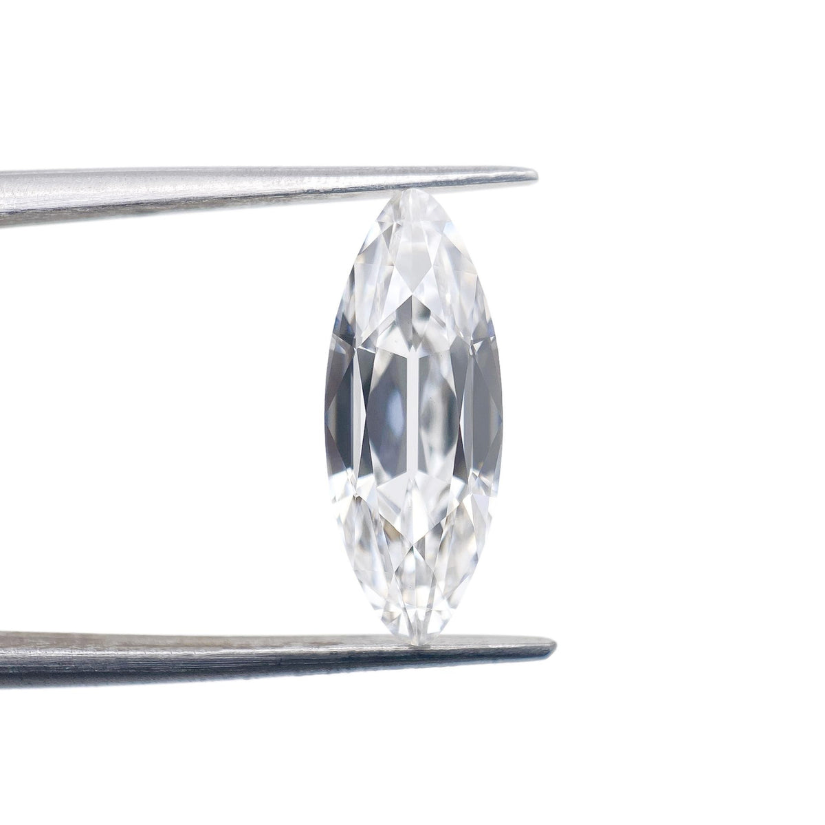 2.31ct | D/VS2 Oval Shape Old Mine Cut Lab Diamond (IGI)