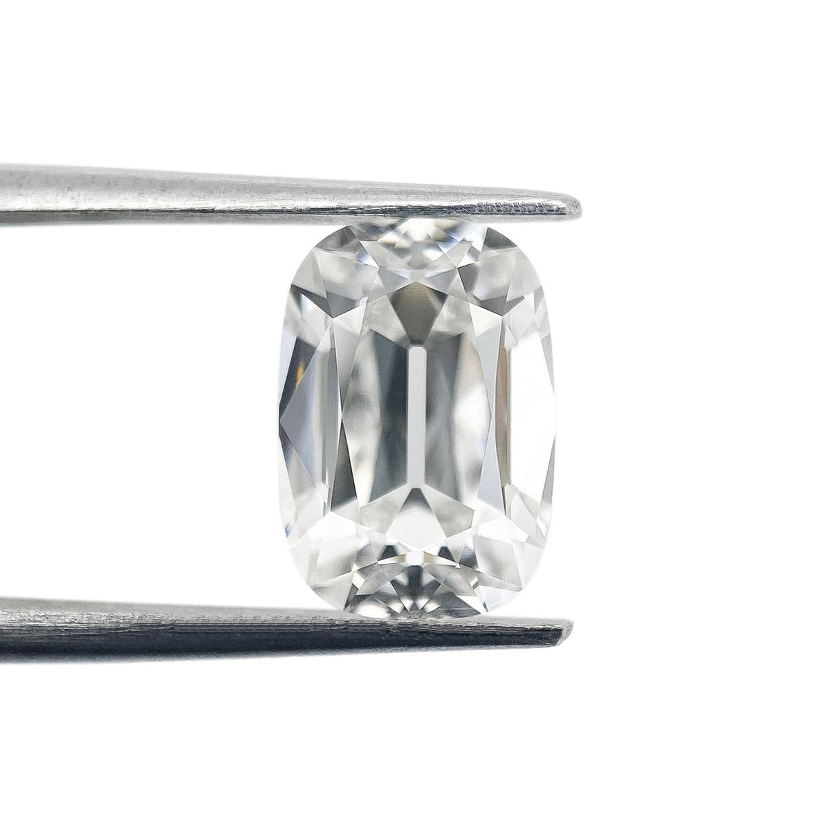 2.18ct | E/VS1 Cushion Shape Old Mine Cut Lab Diamond (IGI)