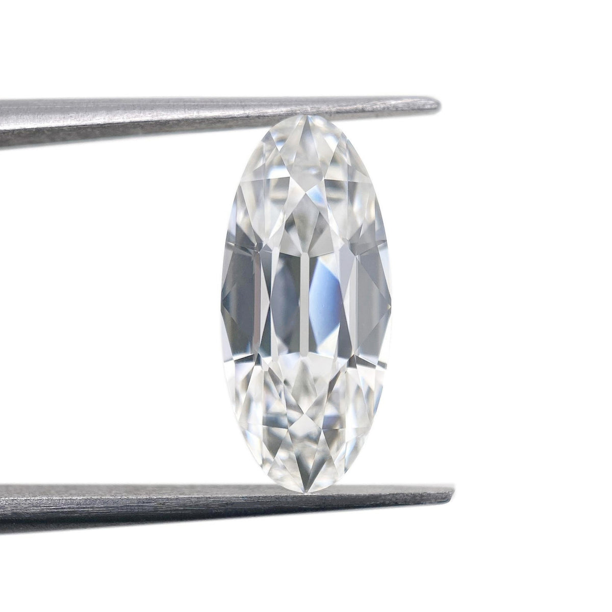 3.44ct | E/VVS2 Oval Shape Old Mine Cut Lab Diamond (IGI)