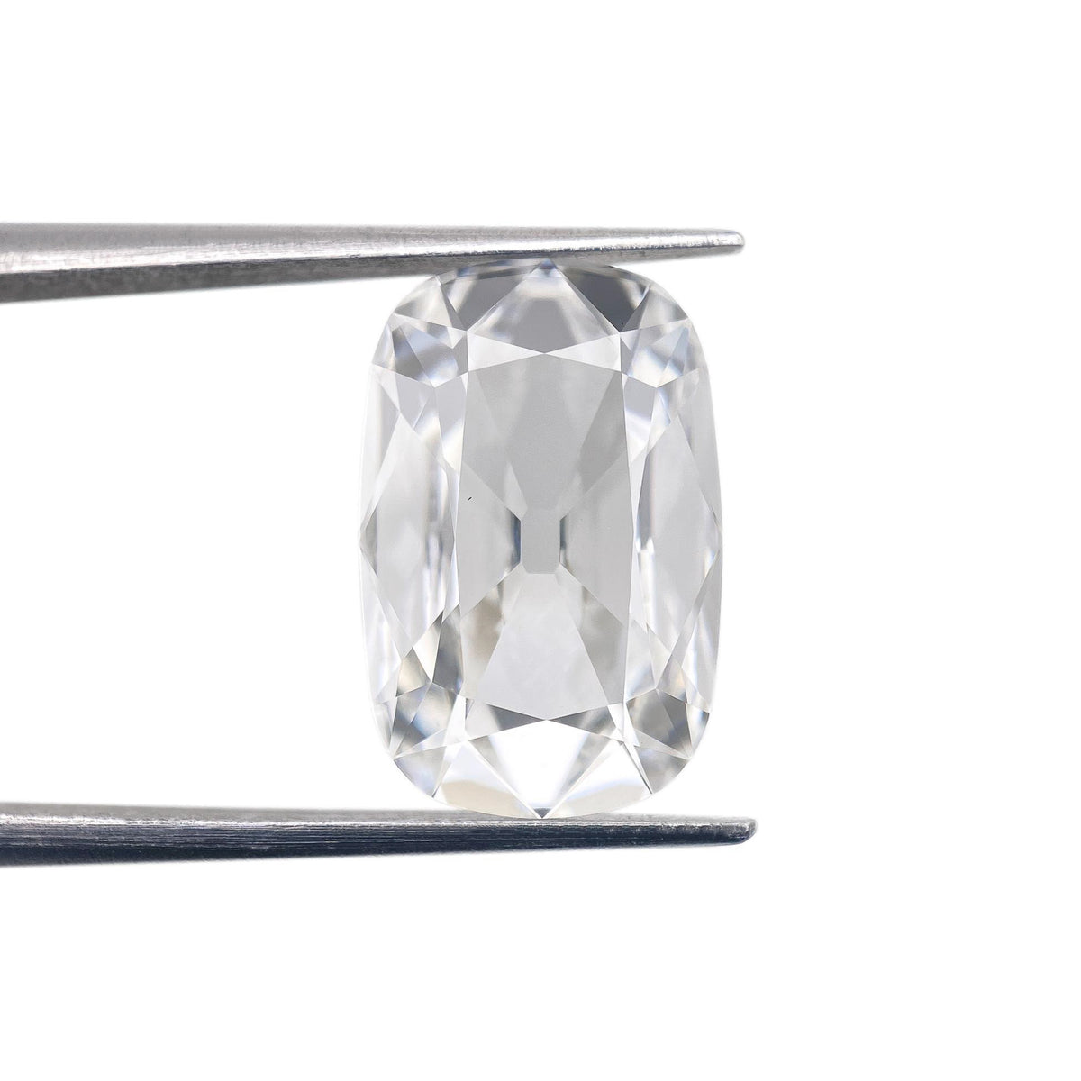 3.53ct | E/VVS2 Antique Cushion Shape Old Mine Cut Lab Diamond (IGI)