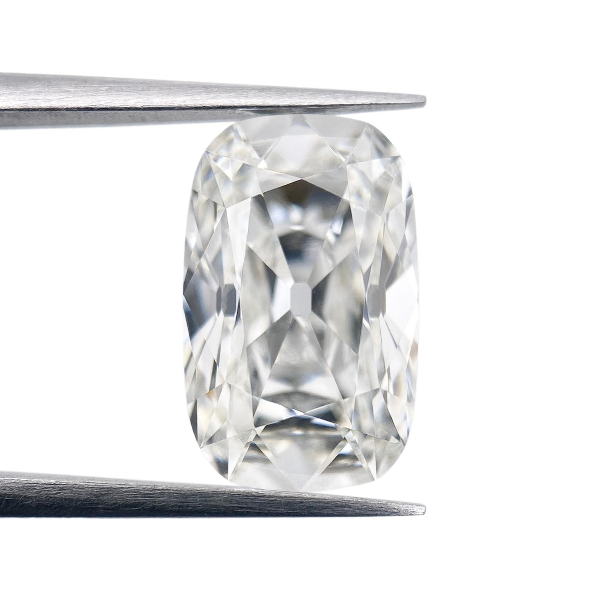 4.40ct | G/VVS2 Cushion Shape Antique Old Mine Cut Lab Diamond (IGI)
