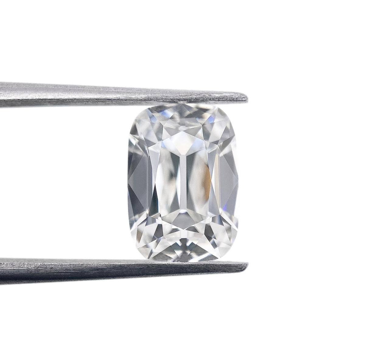 2.47ct | E/VS1 Cushion Shape Old Mine Cut Lab Diamond (IGI)