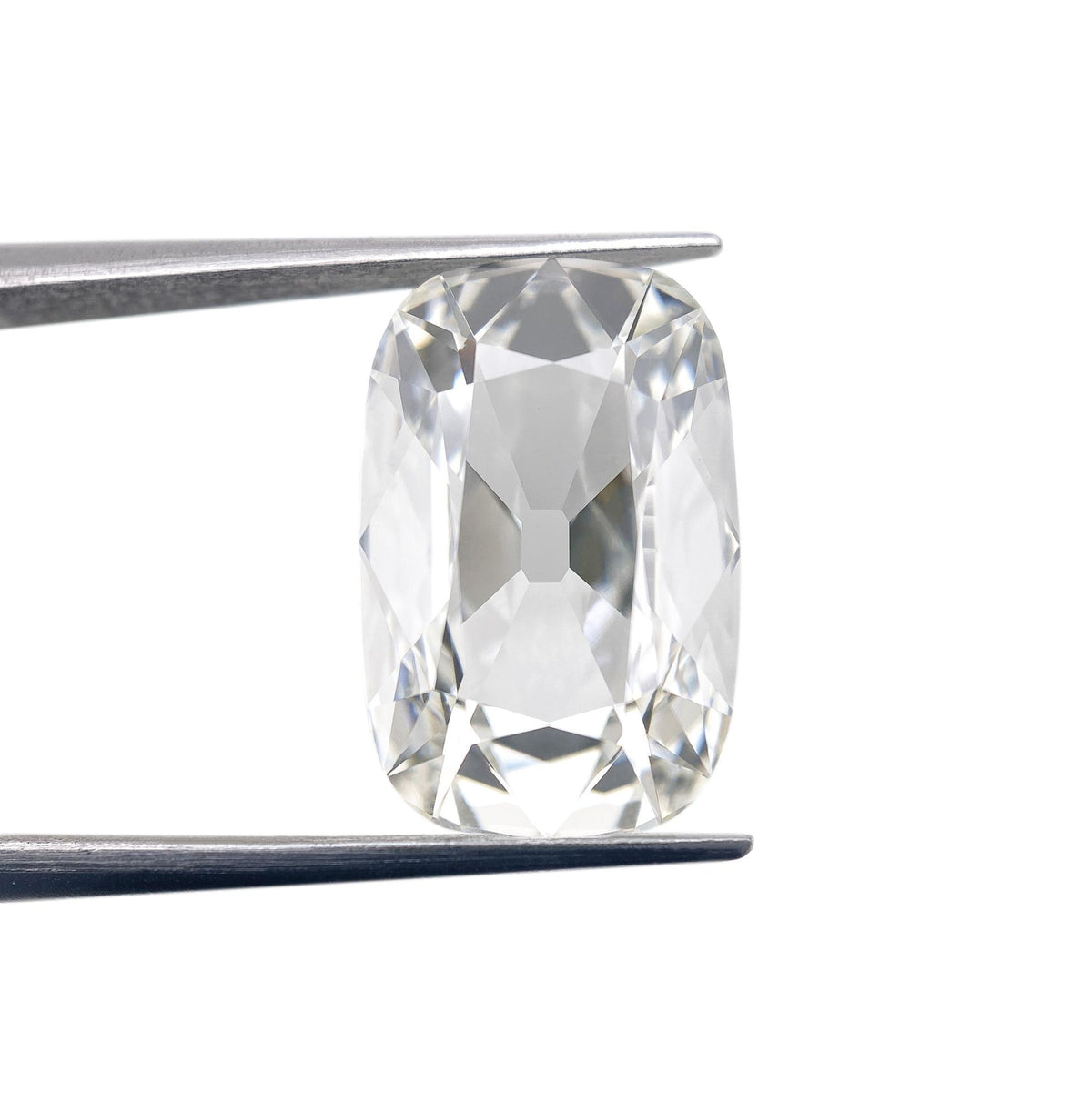 5.02ct | G/VVS2 Antique Cushion Shape Old Mine Cut Lab Diamond (IGI)