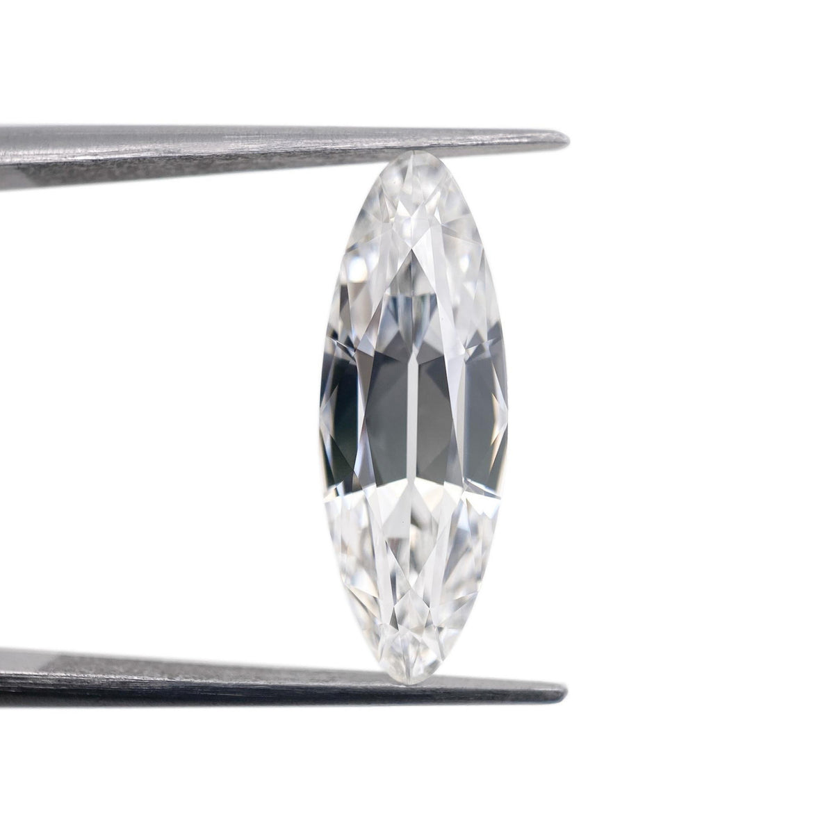 3.86ct | E/VVS2 Oval Shape Old Mine Cut Lab Diamond (IGI)
