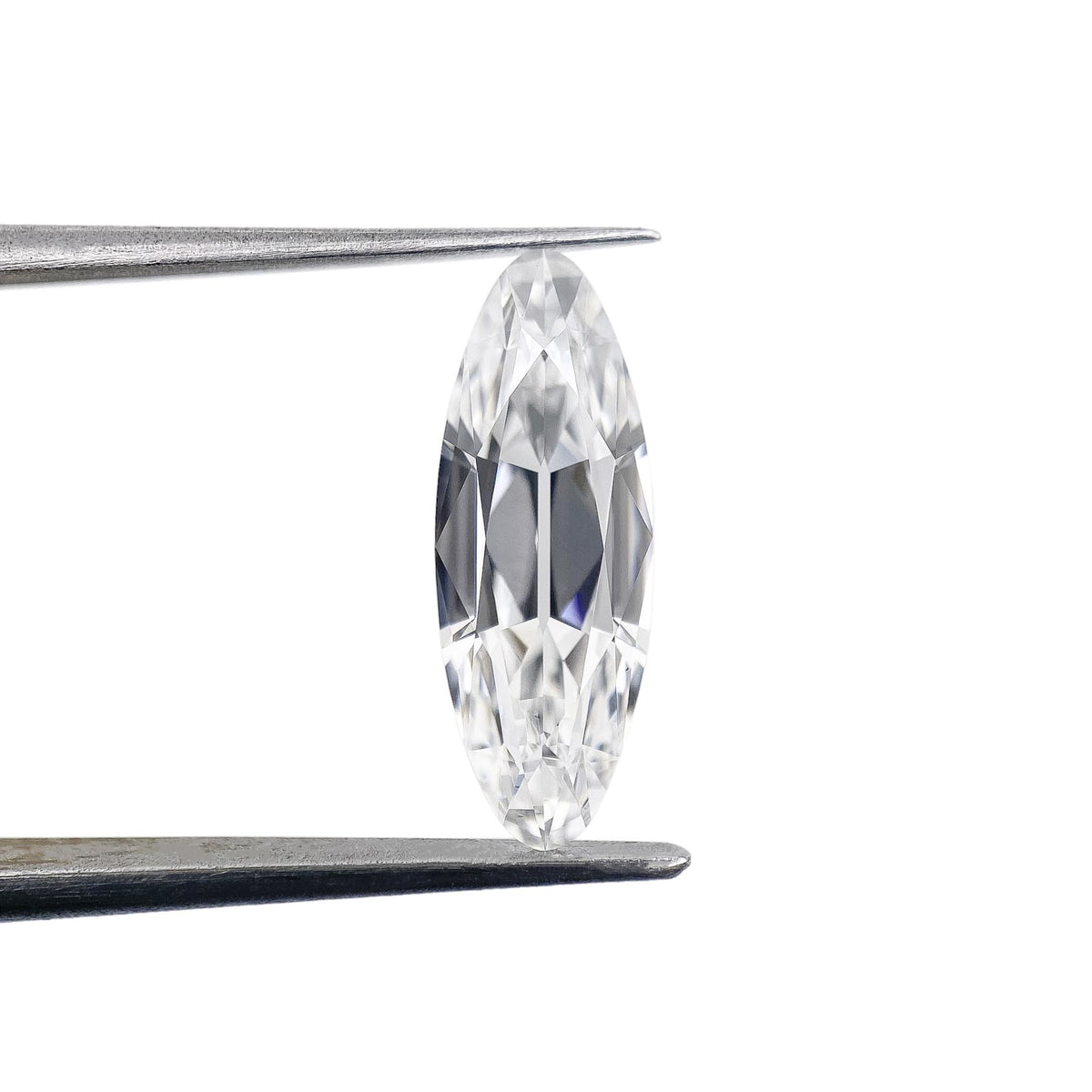2.34ct | D/VS1 Oval Shape Old Mine Cut Lab Diamond (IGI)
