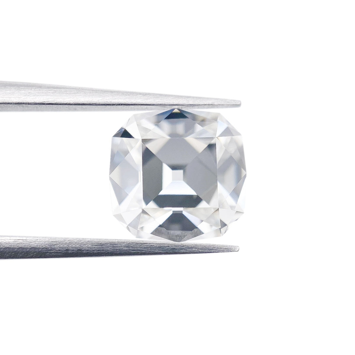2.31ct | E/VS1 Cushion Shape Mazarin Cut Lab Diamond (IGI)