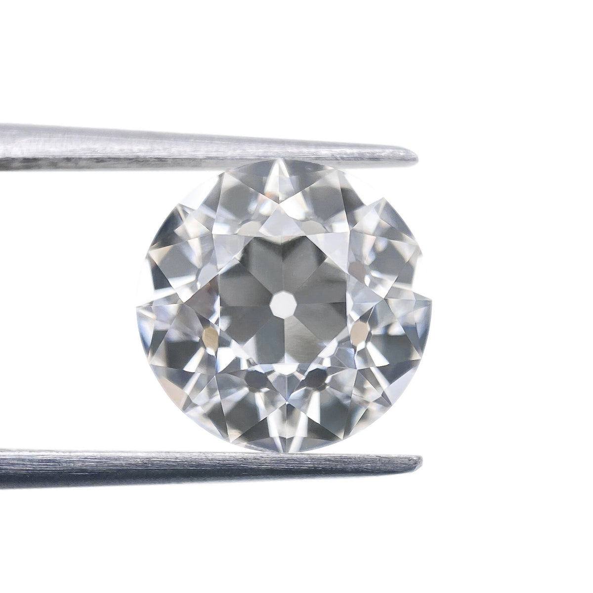 2.95ct | E/VVS2 Round Shape Old European Cut Lab Diamond (IGI)