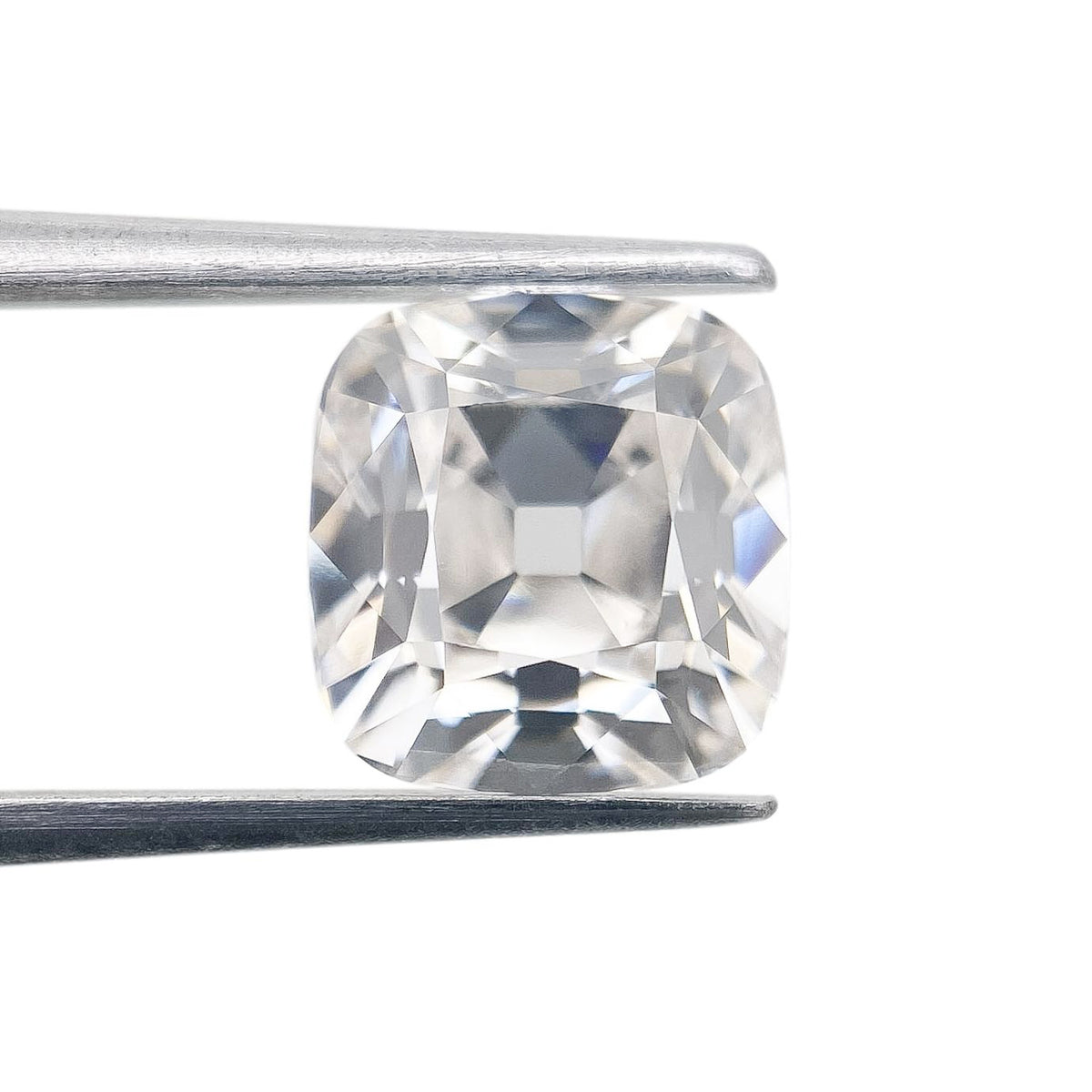 2.45ct | F/VVS2 Cushion Shape Old Mine Cut Lab Diamond (IGI)