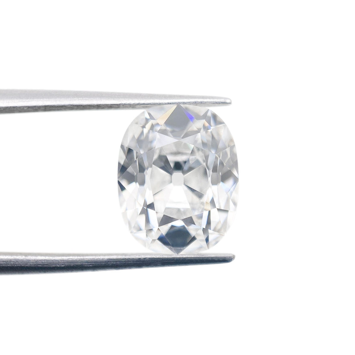 3.67ct | E/VS1 Cushion Shape Old Mine Cut Lab Diamond (IGI)