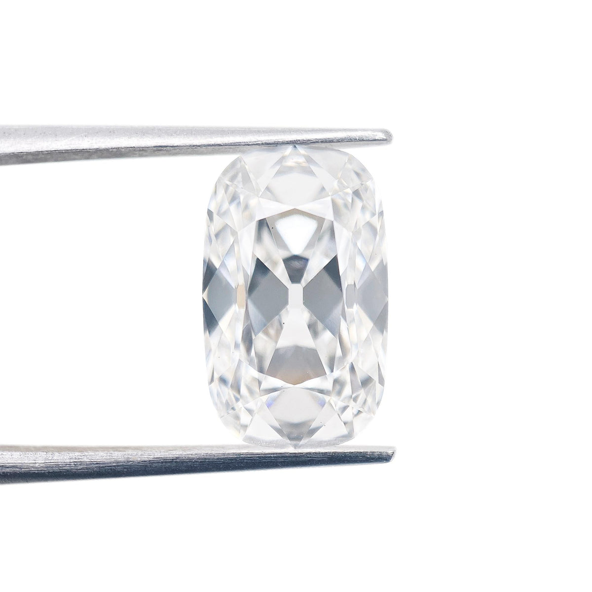 3.10ct | E/VS1 Antique Cushion Shape Old Mine Cut Lab Diamond (IGI)