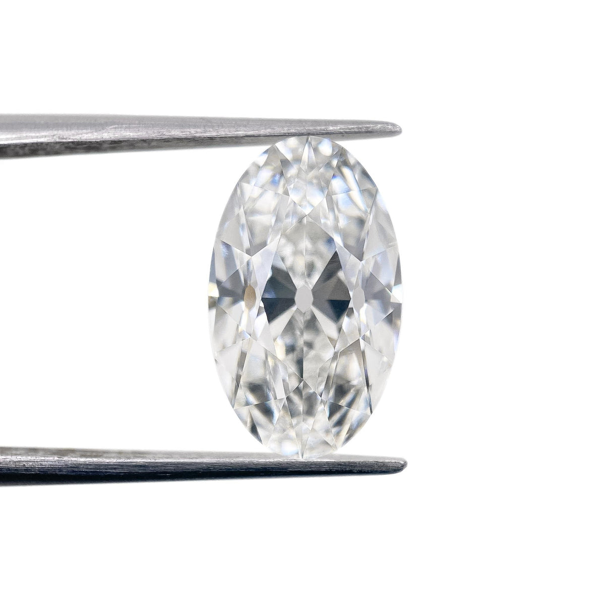 3.90ct | E/VS1 Oval Shape Old Mine Cut Lab Diamond (IGI)
